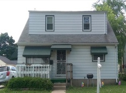 Pre-foreclosure in  N 65TH ST Milwaukee, WI 53218