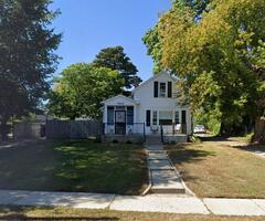 Pre-foreclosure in  7th Ave Kenosha, WI 53143