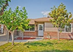 Pre-foreclosure in  Sperry St Bakersfield, CA 93307