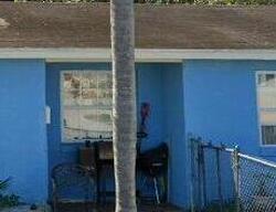 Pre-foreclosure in  S Caroline St Daytona Beach, FL 32114