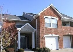 Pre-foreclosure in  Parkside Dr Florence, KY 41042