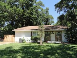 Pre-foreclosure in  Pecan St Jacksonville, FL 32211