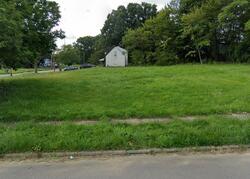 Pre-foreclosure in  E Philadelphia Ave Youngstown, OH 44507