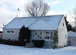 Pre-foreclosure in  Benson Dr Lancaster, NY 14086