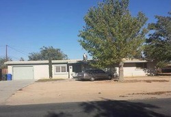 Pre-foreclosure in  Pawnee Rd Apple Valley, CA 92307