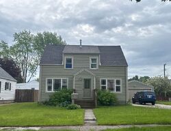  Division St, Algoma WI