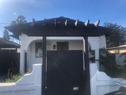 Pre-foreclosure in  9th St Carpinteria, CA 93013