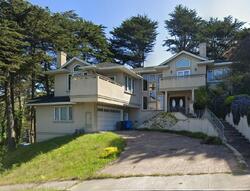 Pre-foreclosure in  Paseito Ter Pacifica, CA 94044