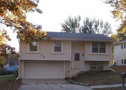Pre-foreclosure in  Spruce St Lincoln, NE 68516