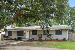 Pre-foreclosure in  John Hopkins Dr Kenner, LA 70065