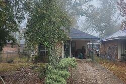 Pre-foreclosure in  J W Davis Dr Hammond, LA 70403