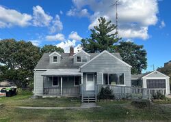 Pre-foreclosure in  S Maple St Fowlerville, MI 48836