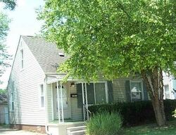 Pre-foreclosure in  Valley Ave Eastpointe, MI 48021