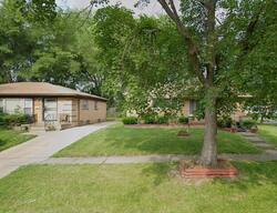 Pre-foreclosure in  Leslie Dr Flint, MI 48504