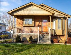 Pre-foreclosure in  Wood Center Line, MI 48015