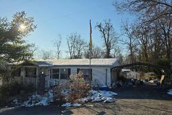 Pre-foreclosure Listing in Oak Dr GRAY SUMMIT, MO 63039