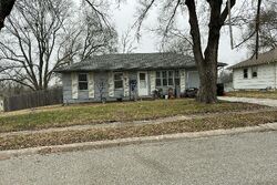  Vermont St, Pleasant Hill MO
