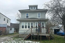 Pre-foreclosure in  E Main St Gnadenhutten, OH 44629