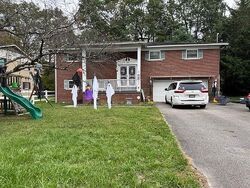 Pre-foreclosure in  Pinewood Dr Beckley, WV 25801