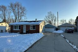 Pre-foreclosure in  122nd St Pleasant Prairie, WI 53158