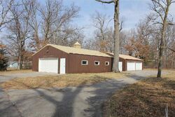 Pre-foreclosure in  W LAKE ST Warsaw, IN 46580
