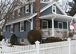  Lakeview Ave, Wakefield MA