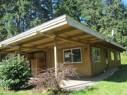 Pre-foreclosure in  VICKERY AVE E Tacoma, WA 98443