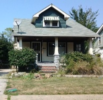 Pre-foreclosure in  CRAVEN AVE Cleveland, OH 44105