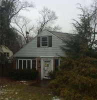 Pre-foreclosure in  BUCKBOARD RD Willow Grove, PA 19090