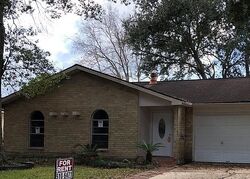 Pre-foreclosure in  QUIET BEND DR Missouri City, TX 77489
