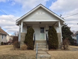 Pre-foreclosure in  STERLING AVE Cincinnati, OH 45239