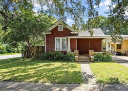 Pre-foreclosure in  Gayle St Mobile, AL 36604