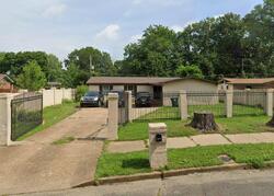 Pre-foreclosure in  Bondale Ave Memphis, TN 38118