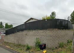 Pre-foreclosure in  NE 13th Ave Vancouver, WA 98665