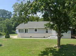 Pre-foreclosure in  Sharptown Rd Laurel, DE 19956