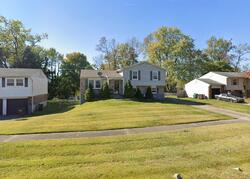 Pre-foreclosure in  Micklenburg Ct Louisville, KY 40245