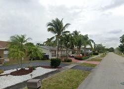 Pre-foreclosure in  SW 9th Ct Pompano Beach, FL 33068