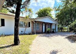 Pre-foreclosure in  NE 26th St Fort Lauderdale, FL 33305