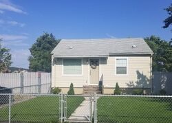 Pre-foreclosure in  N Best Rd Spokane, WA 99216