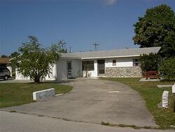 Pre-foreclosure in  Chalmer Dr North Fort Myers, FL 33917