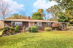 Pre-foreclosure in  Oscawana Lake Rd Putnam Valley, NY 10579