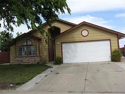 Pre-foreclosure in  S Hartley St Patterson, CA 95363
