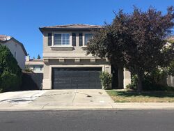 Pre-foreclosure in  Jamestown Dr Lodi, CA 95242