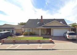 Pre-foreclosure in  Lakewood Ave Ventura, CA 93004