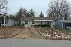 Pre-foreclosure in  CEDAR RIDGE DR Pacific, MO 63069
