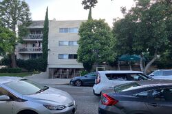 Pre-foreclosure in  N LOUISE ST Glendale, CA 91206