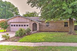 Pre-foreclosure in  N 11th St Broken Arrow, OK 74012