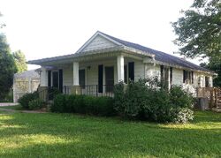 Pre-foreclosure in  Madison St Henderson, KY 42420