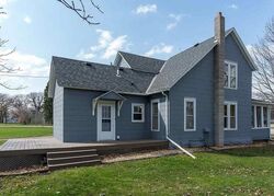  Kendall St, Vernon Center MN