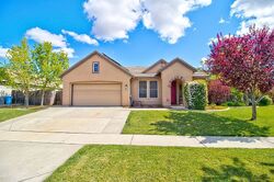  Golden Gate Dr, Olivehurst CA